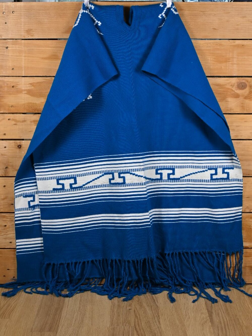 Vintage Handmade Boho Heavy Wool Knit Mexican Shawl Poncho in Blue and White